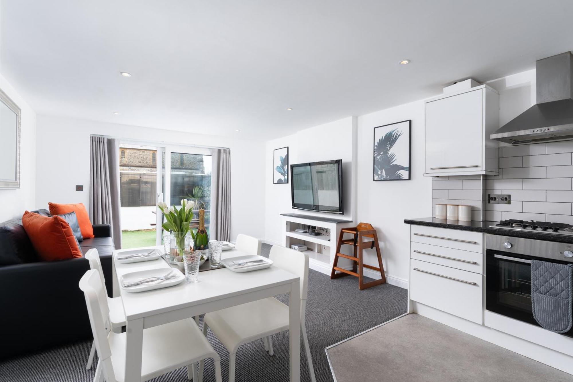 Modern Garden In A Large Victorian House Apartment Penzance